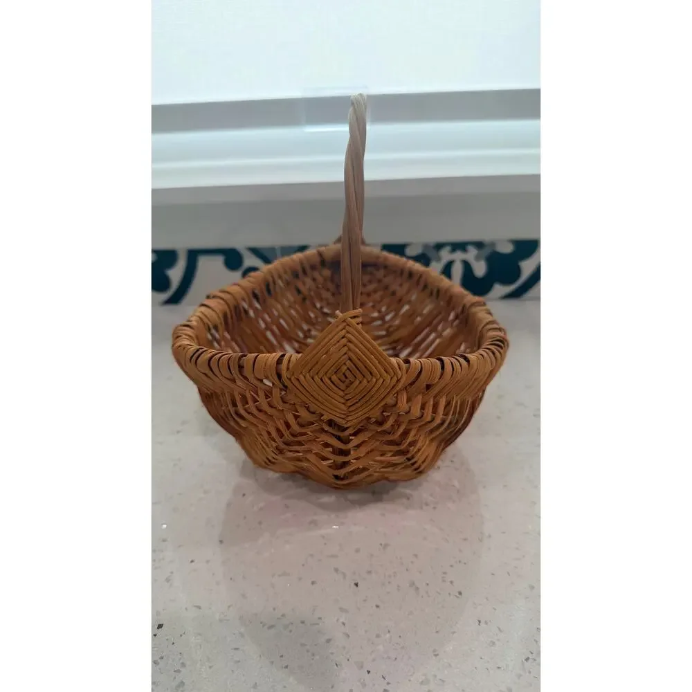 Vintage Handmade Woven Splint Basket Oval 10x8 Fixed Handle Primitive Farmhouse
